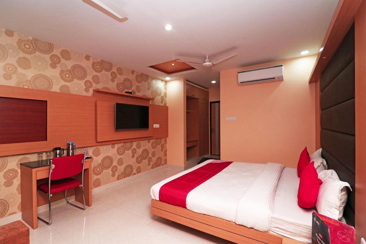 Capital O Hotel Sapphire Inn Gorakhpur Extérieur photo