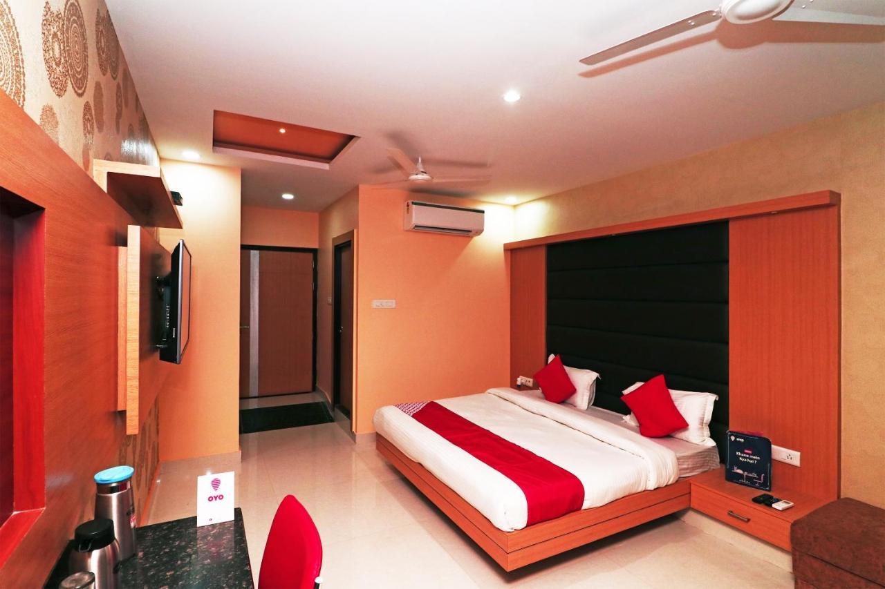 Capital O Hotel Sapphire Inn Gorakhpur Extérieur photo